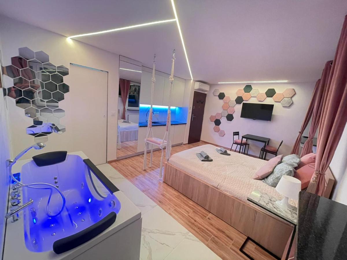 ורשה Yourapart Jacuzzi Przy Zamku Krolewskim מראה חיצוני תמונה